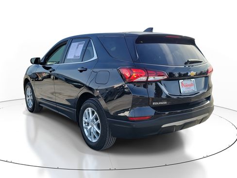 Used 2024 Chevrolet Equinox LT image 3