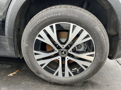 Certified 2024 Mercedes-Benz GLB 250 4MATIC image 13