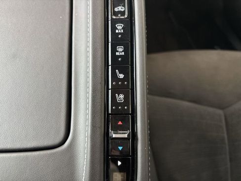 Certified 2025 Chevrolet Corvette Stingray Premium Cpe w/ Stealth Interior Trim Package image 31