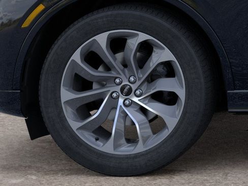 New 2026 Lincoln Aviator AWD image 19