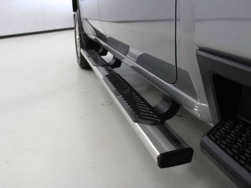 Used 2025 Chevrolet Silverado 2500 LTZ w/ LTZ Premium Package image 9