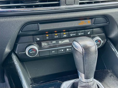 Used 2020 MAZDA CX-9 Touring w/ Touring Premium Package image 12