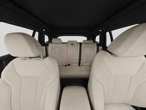 Used 2024 BMW X3 sDrive30i w/ Premium Package RWD image 16