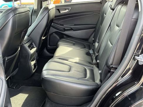 Used 2022 Ford Edge Titanium image 15