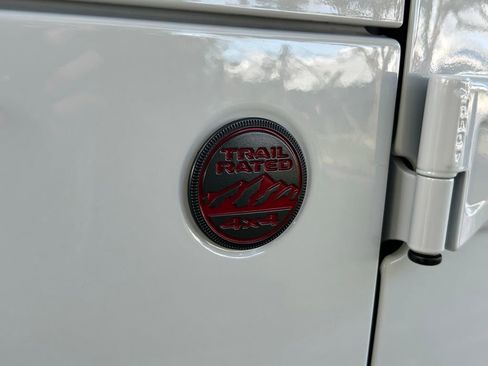 Certified 2022 Jeep Wrangler Unlimited Rubicon image 28