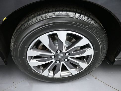 Certified 2023 Honda Odyssey EX-L image 12