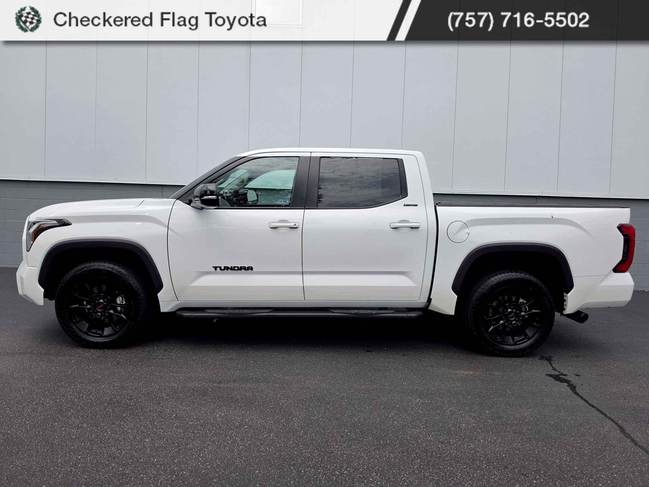 Used 2024 Toyota Tundra Limited AWD/4WD image 2