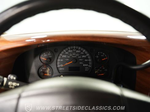 Used 2006 Chevrolet Express 1500 w/ Preferred Equipment Group image 39