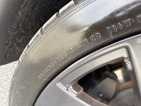 Used 2022 Tesla Model X Plaid image 37