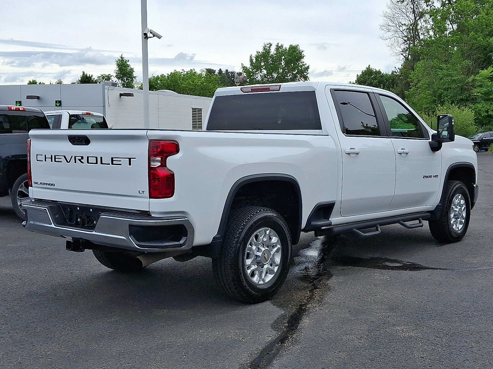 Used 2024 Chevrolet Silverado 2500 LT w/ Convenience Package AWD/4WD image 6