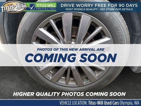 Used 2023 Nissan Pathfinder SL w/ SL Premium Package AWD/4WD image 3