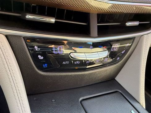 Used 2018 Cadillac CT6 Luxury image 27