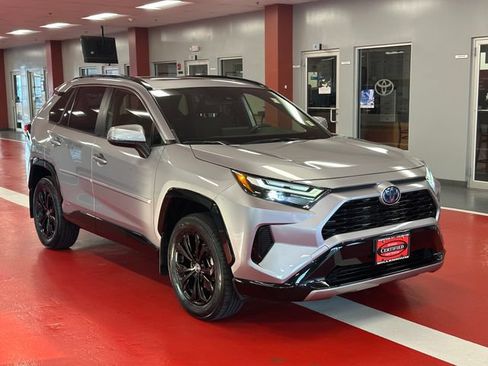 Certified 2022 Toyota RAV4 SE w/ Convenience Package AWD/4WD image 2