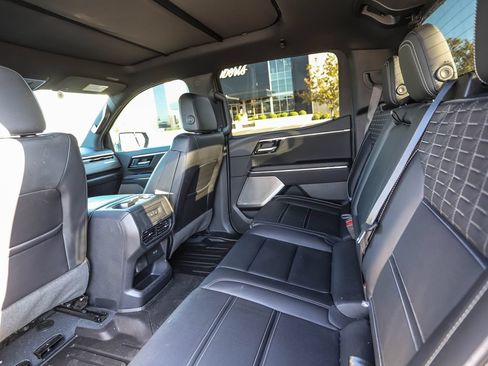 Used 2025 GMC Sierra EV Denali AWD/4WD image 20
