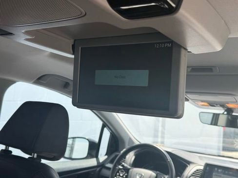 Used 2018 Honda Odyssey EX-L image 17