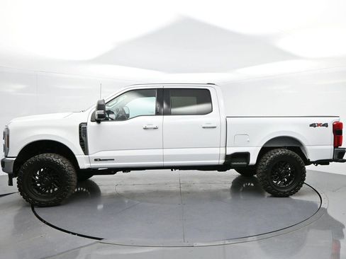 Used 2024 Ford F250 Lariat AWD/4WD image 4