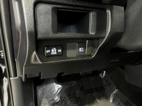 Used 2019 Toyota Tacoma SR5 image 29