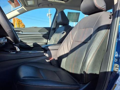 Certified 2024 Nissan Altima 2.0 SR image 6