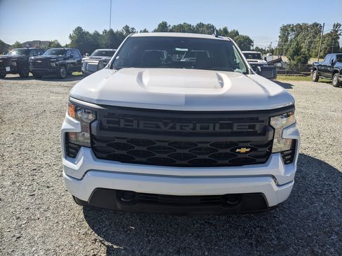 New 2026 Chevrolet Silverado 1500 Custom image 2