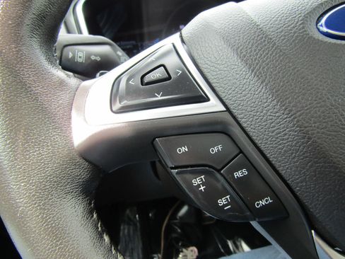 Used 2016 Ford Fusion Titanium AWD/4WD image 36