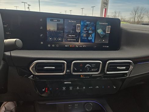 Used 2026 Nissan Sentra SR w/ SR Premium Package image 15