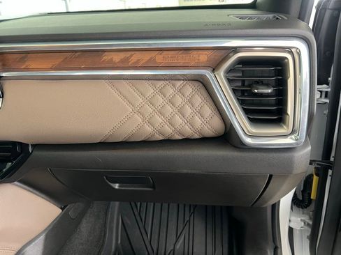 Used 2026 GMC Canyon Denali image 25