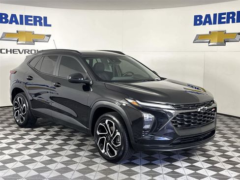 Used 2024 Chevrolet Trax RS w/ Driver Confidence Package image 7