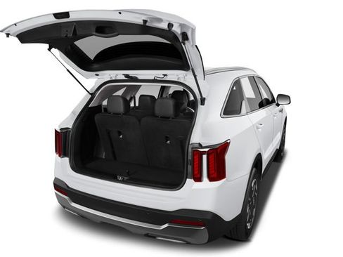 Used 2024 Kia Sorento S w/ Panoramic Sunroof Package FWD image 7