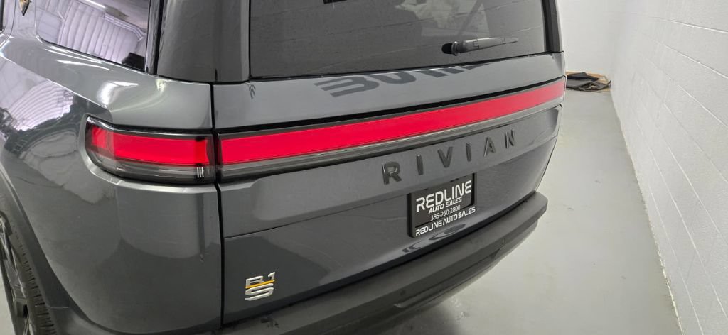 Used 2024 Rivian R1S Adventure Quad AWD/4WD image 7