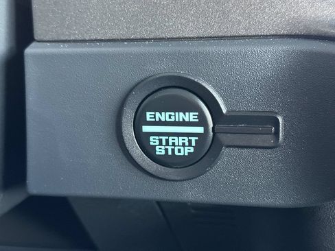 Certified 2025 Ford Bronco Badlands AWD/4WD image 22