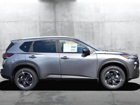 New 2026 Nissan Rogue SV w/ SV Premium Package image 5