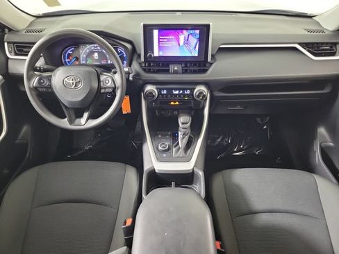 Used 2024 Toyota RAV4 LE AWD/4WD image 16