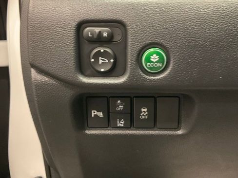 Used 2024 Honda Passport EX-L image 9