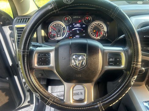 Used 2015 RAM 2500 Laramie AWD/4WD image 9