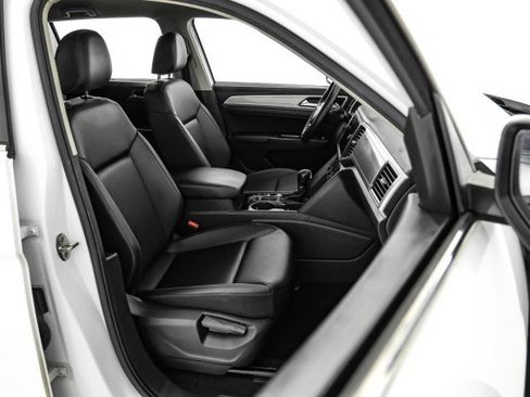 Used 2019 Volkswagen Atlas SE image 31