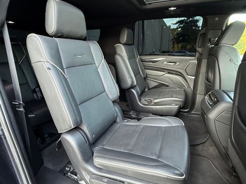 Used 2023 Cadillac Escalade ESV Sport image 46