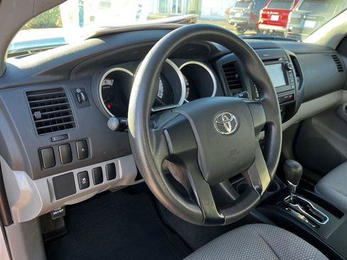 Used 2013 Toyota Tacoma 2WD Access Cab image 28