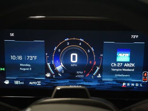 Used 2025 Chevrolet Suburban Premier AWD/4WD image 20