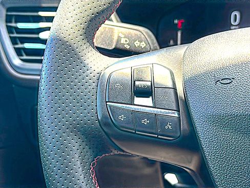Used 2023 Ford Escape ST-Line w/ Tech Pack #1 FWD image 29