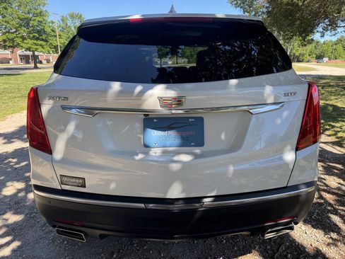 Used 2017 Cadillac XT5 Luxury w/ Driver Awareness Package FWD image 7