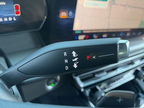 Certified 2024 Chevrolet Traverse LT image 22