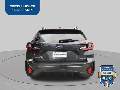 Used 2024 Subaru Crosstrek 2.0i Premium AWD/4WD image 8