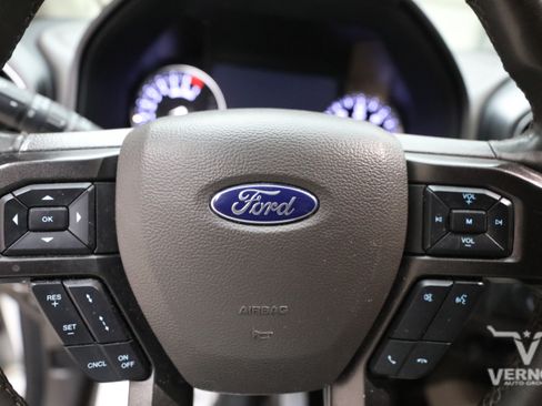 Used 2021 Ford Expedition Limited AWD/4WD image 23