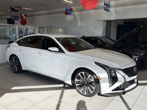 Used 2025 Cadillac CT5 V Blackwing w/ Carbon Fiber 2 Package RWD image 6