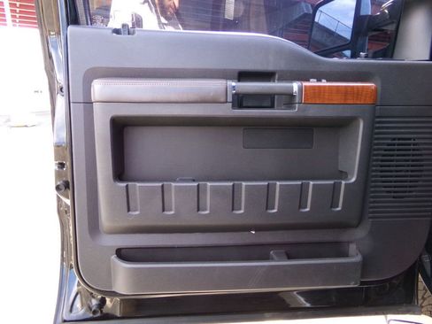 Used 2016 Ford F350 King Ranch w/ King Ranch w/Chrome Package image 11