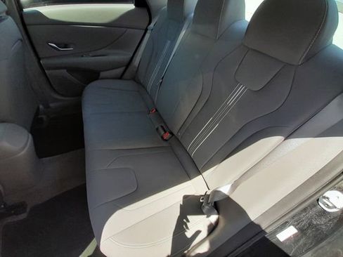 Used 2023 Hyundai Elantra SEL w/ Convenience Package FWD image 36