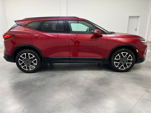 Used 2025 Chevrolet Blazer RS FWD image 8