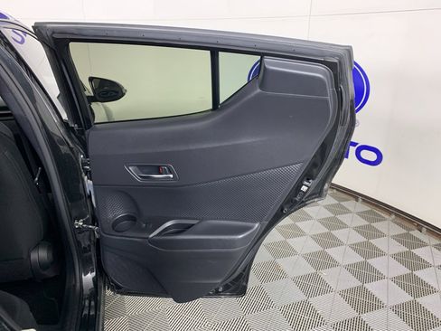 Used 2022 Toyota C-HR Nightshade image 36