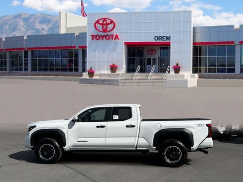 New 2026 Toyota Tacoma TRD Off-Road AWD/4WD image 5