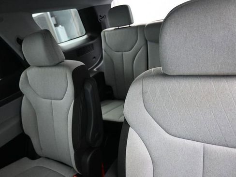 Used 2021 Hyundai Palisade SEL w/ Convenience Package image 19